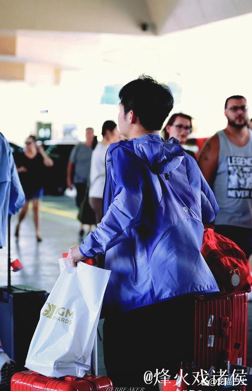 泽林斯基：国米领跑令人欣喜，挑战仍然艰巨